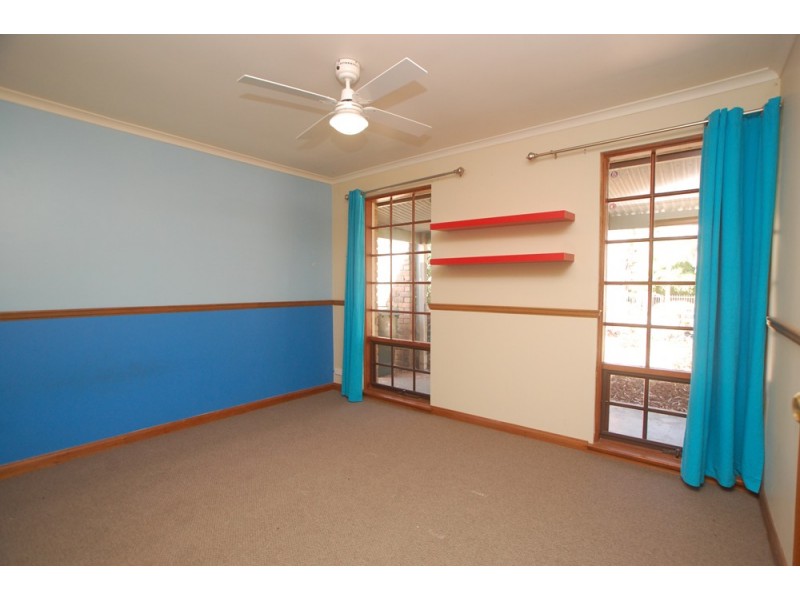 39 Southbound Avenue, Aberfoyle Park SA 5159