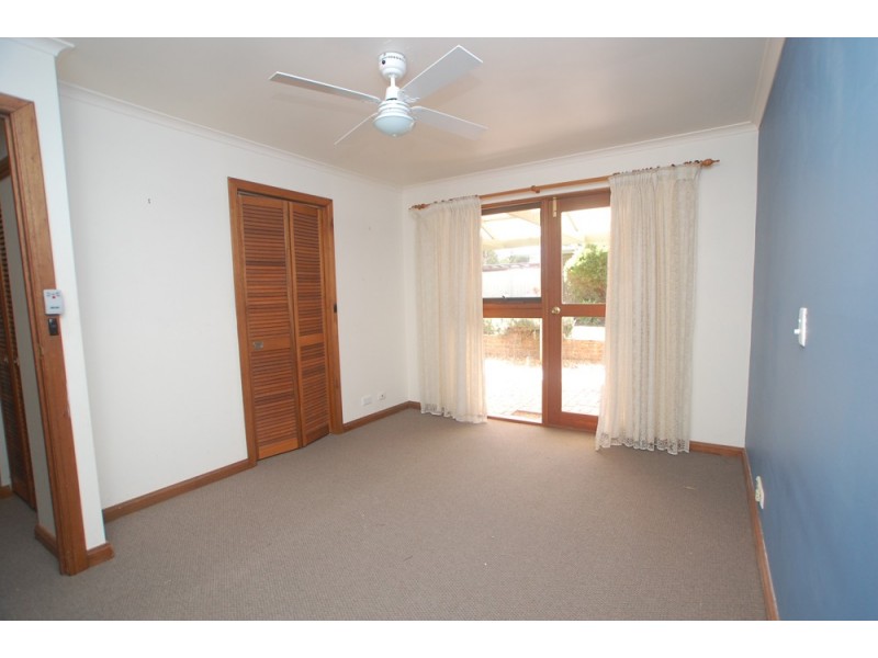 39 Southbound Avenue, Aberfoyle Park SA 5159