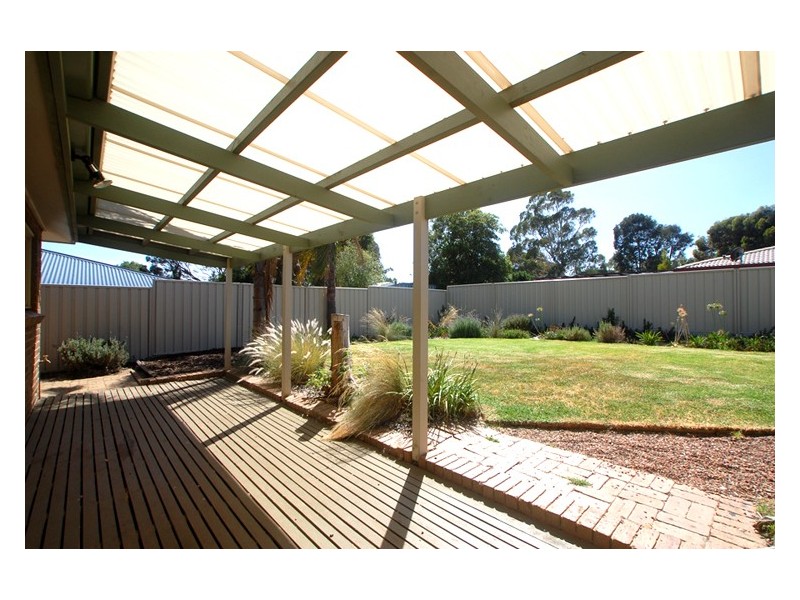 39 Southbound Avenue, Aberfoyle Park SA 5159