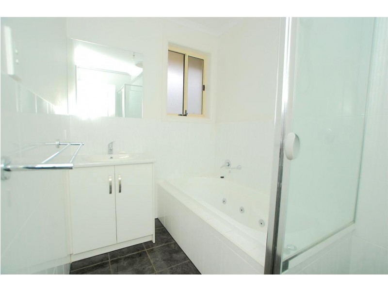 25b Heidenreich Ave, Salisbury Downs SA 5108