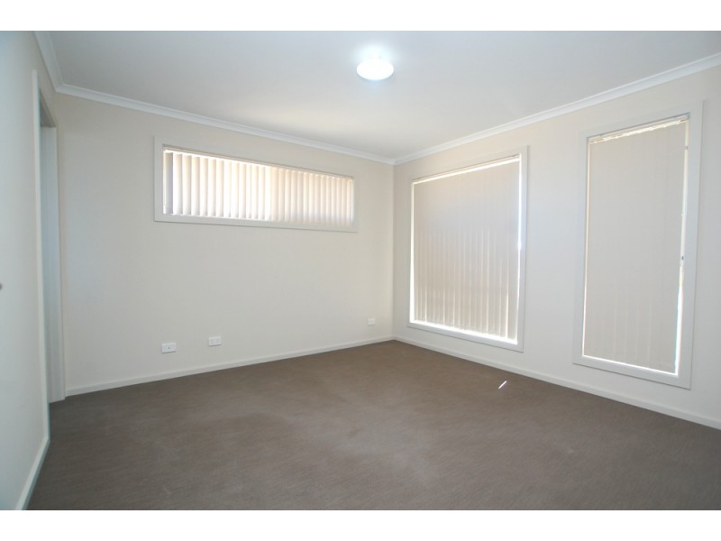 15 Columbus Street, Seaford Meadows SA 5169