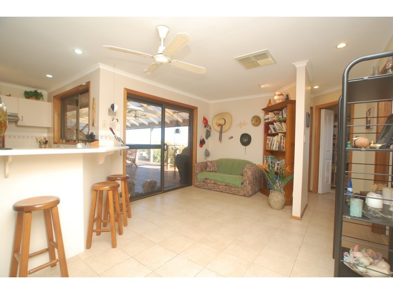 54 Horseshoe Drive, Woodcroft SA 5162