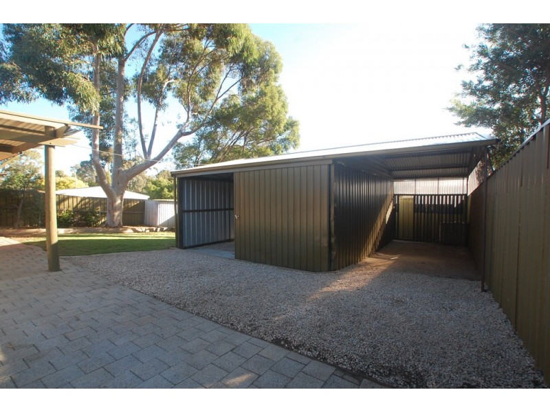 188 Hub Drive, Aberfoyle Park SA 5159