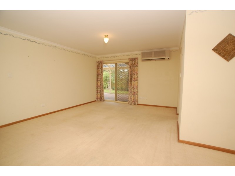 13 Jacqueline Avenue, Woodcroft SA 5162