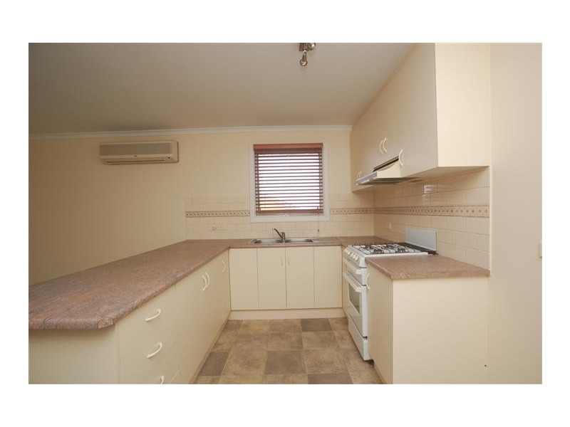 6 Eugene Crescent, Christie Downs SA 5164