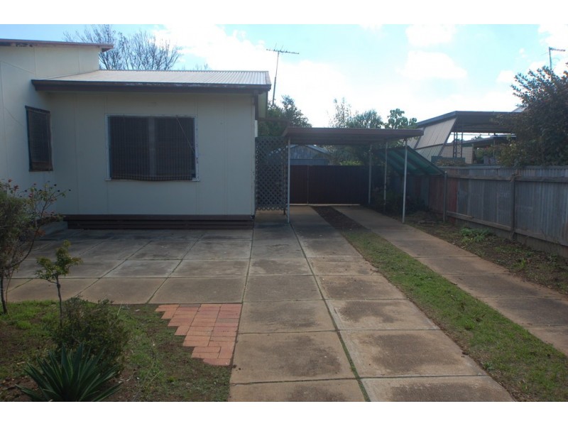 11 Byron Avenue, Clovelly Park SA 5042