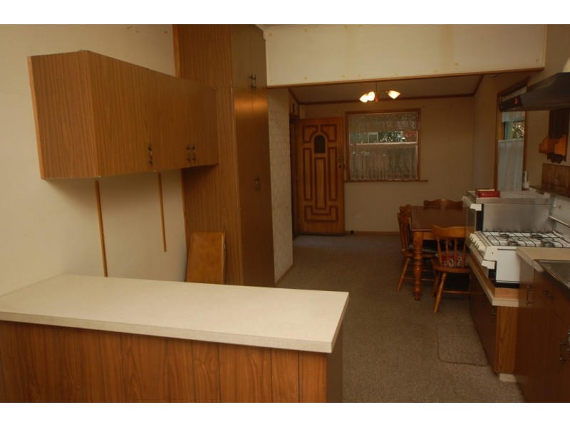 11 Byron Avenue, Clovelly Park SA 5042