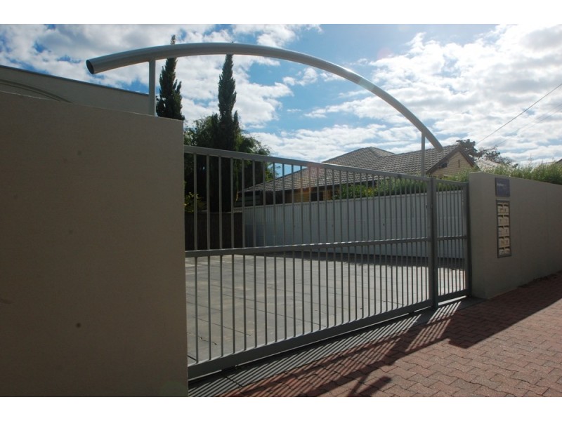 3/2 Crosby Street, South Brighton SA 5048