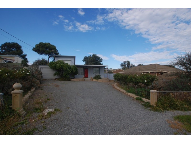 2 Neville Avenue, Christies Beach SA 5165