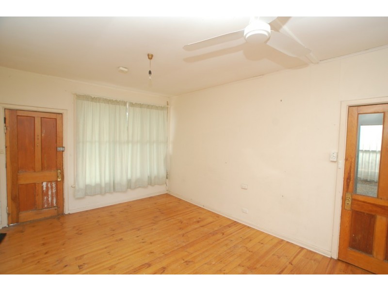 2 Neville Avenue, Christies Beach SA 5165