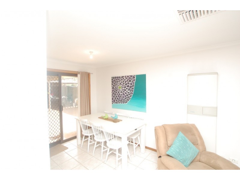 35 Moncur Street, Woodcroft SA 5162