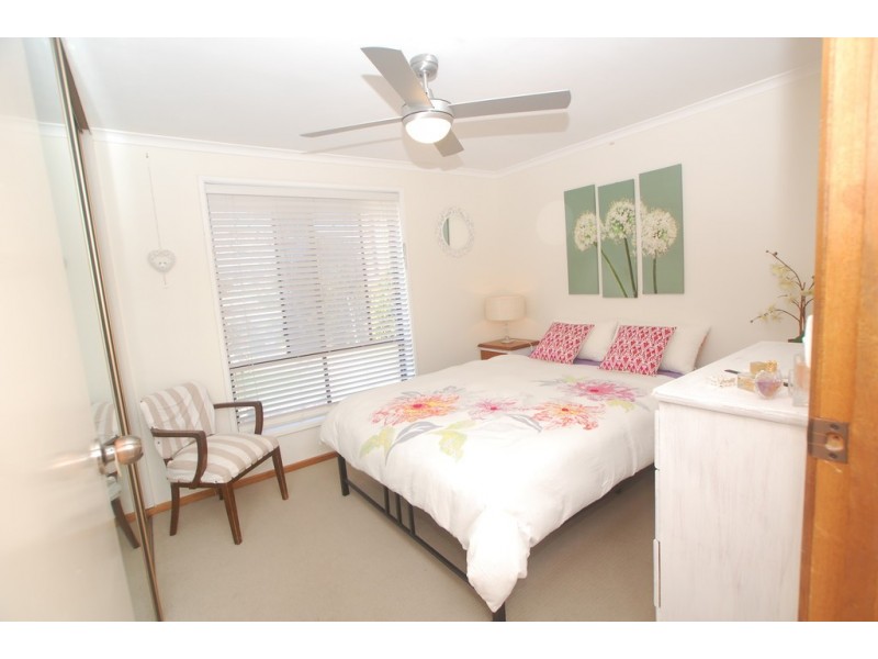 35 Moncur Street, Woodcroft SA 5162