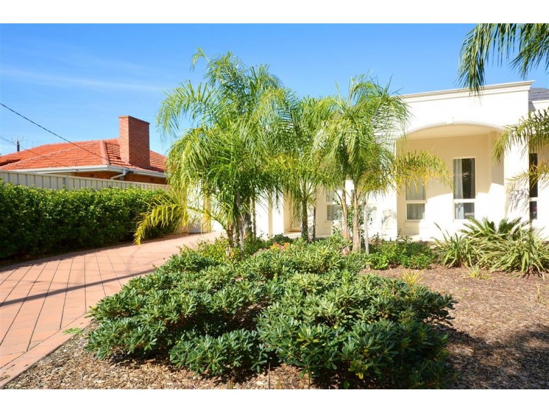 17 Lynton Avenue, North Brighton SA 5048