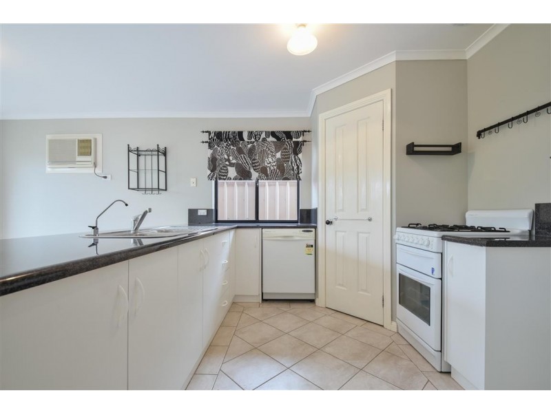 4 Jimmy Watson Drive, Woodcroft SA 5162