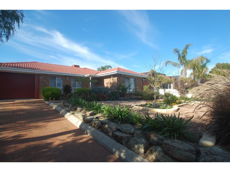 28 Williams Avenue, Hackham West SA 5163