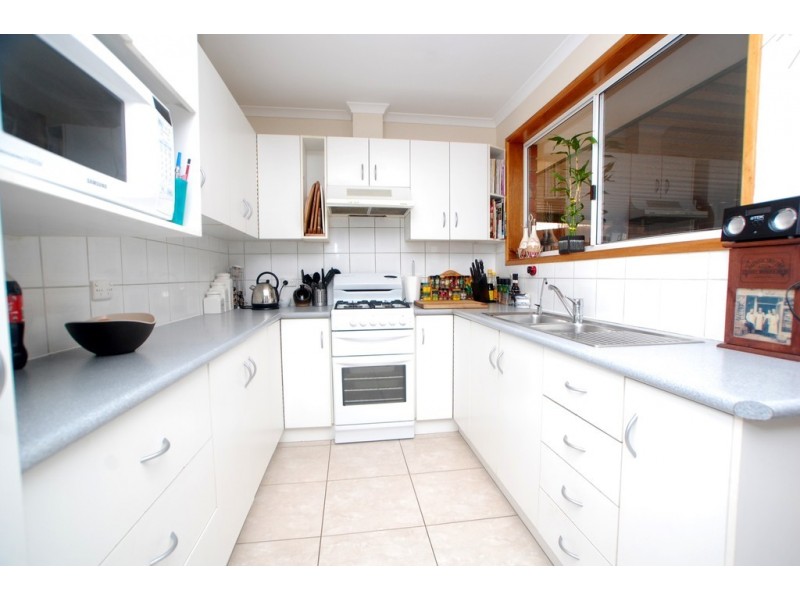 28 Williams Avenue, Hackham West SA 5163