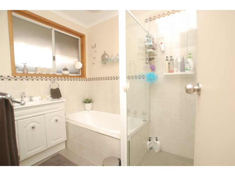 28 Williams Avenue, Hackham West SA 5163