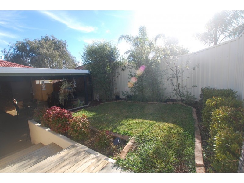 28 Williams Avenue, Hackham West SA 5163