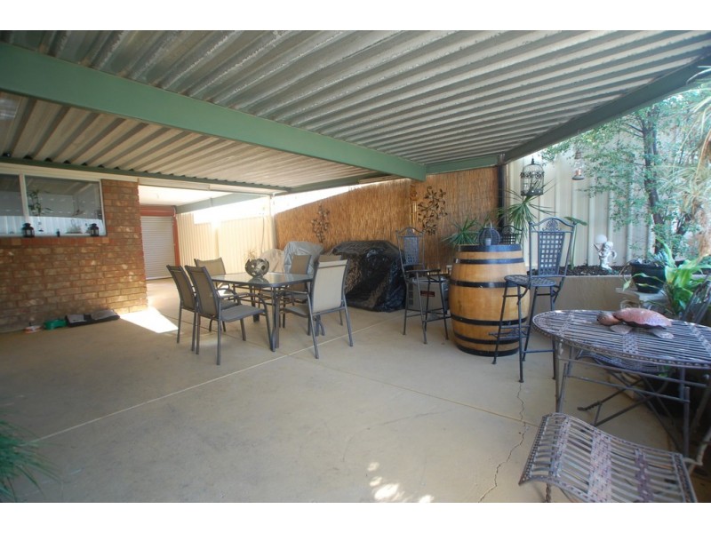 28 Williams Avenue, Hackham West SA 5163