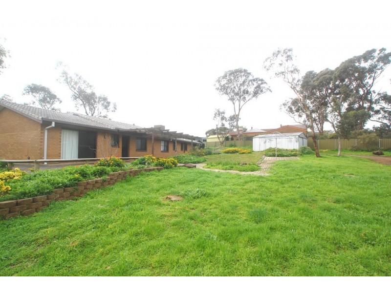 4 McHarg Road, Happy Valley SA 5159