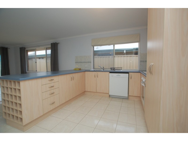 27 Kipsy Street, Aldinga Beach SA 5173