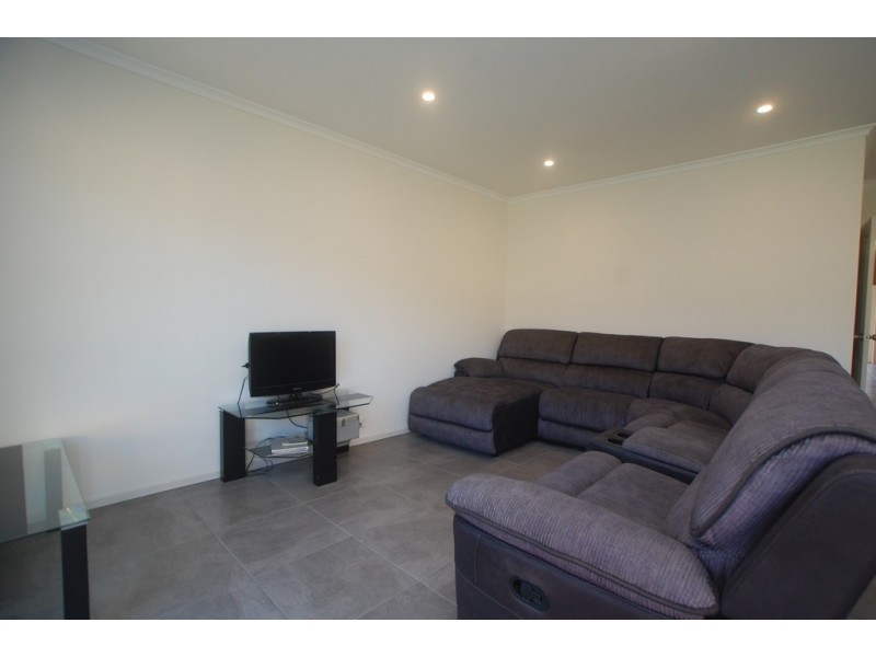 10 Derrick Street, Seaford Meadows SA 5169