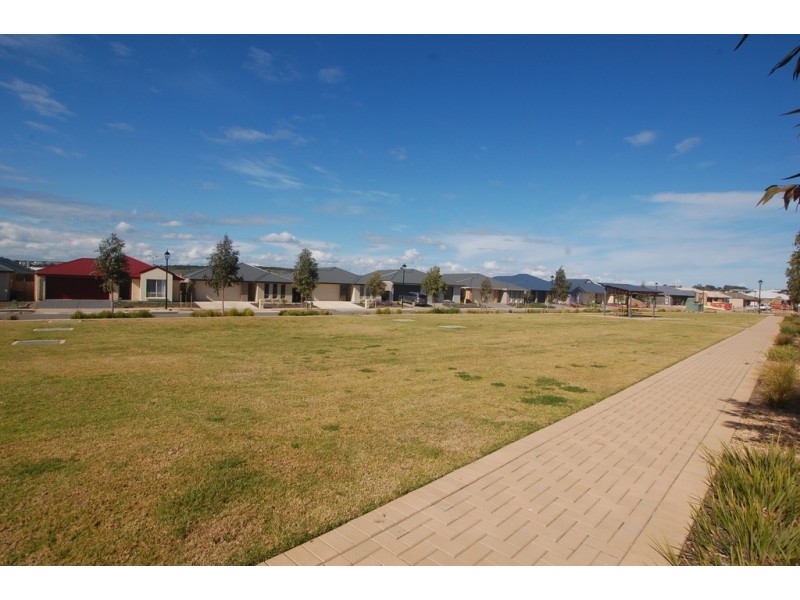 10 Derrick Street, Seaford Meadows SA 5169