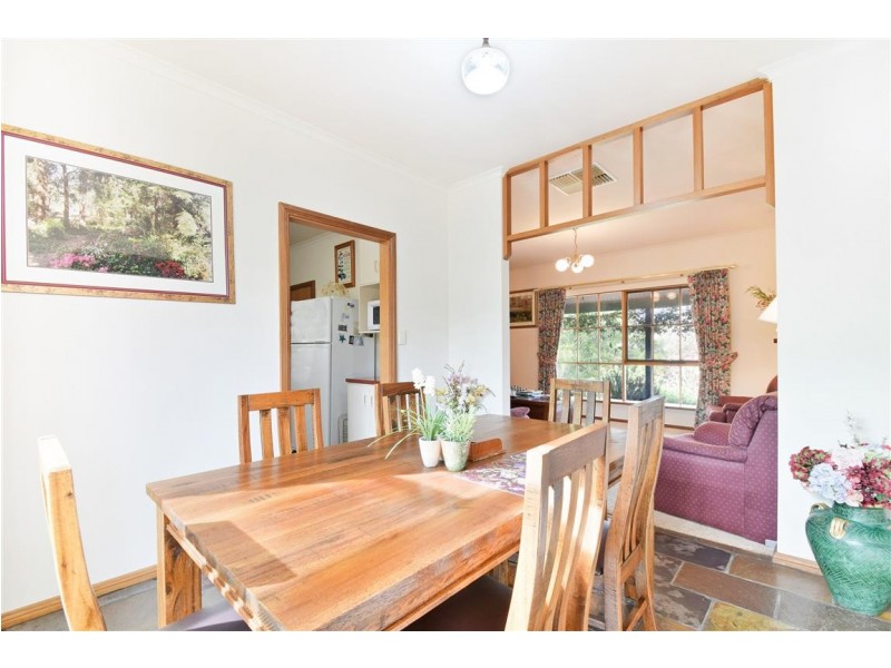 14 Wooding Avenue, Woodcroft SA 5162