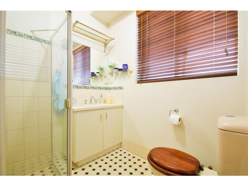 14 Wooding Avenue, Woodcroft SA 5162