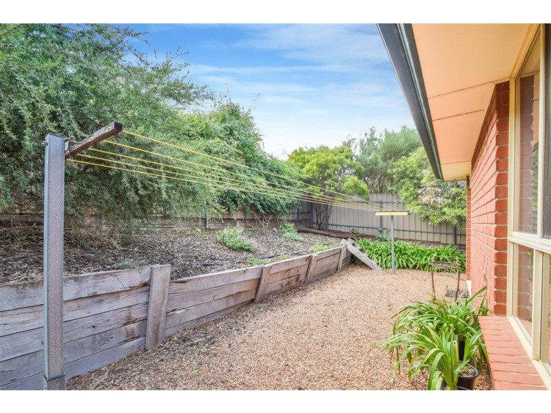 14 Wooding Avenue, Woodcroft SA 5162