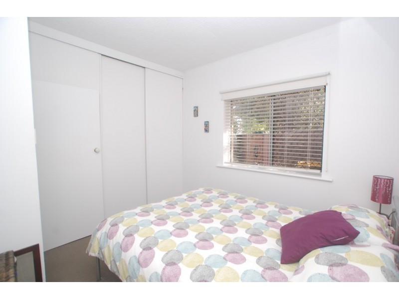 1/1B Hartland Avenue, Black Forest SA 5035