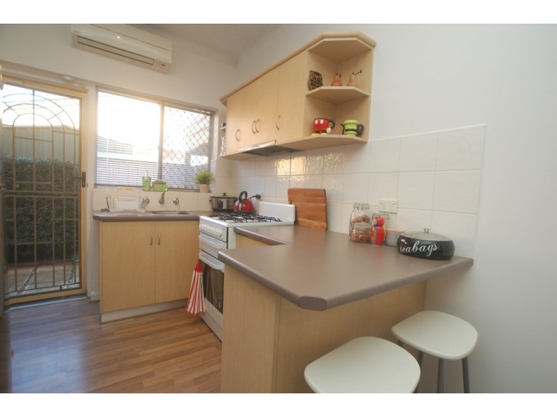 1/1B Hartland Avenue, Black Forest SA 5035