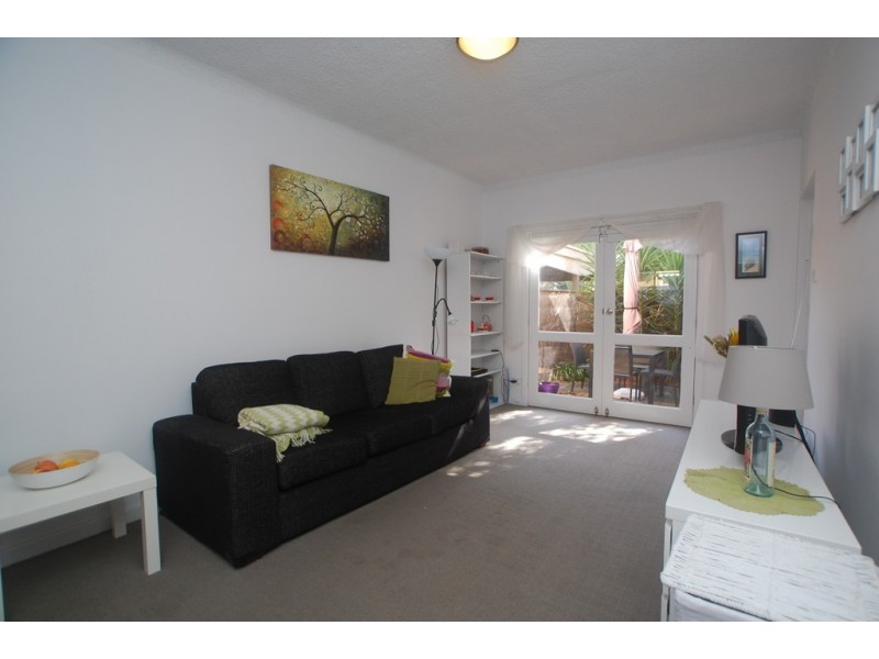 1/1B Hartland Avenue, Black Forest SA 5035