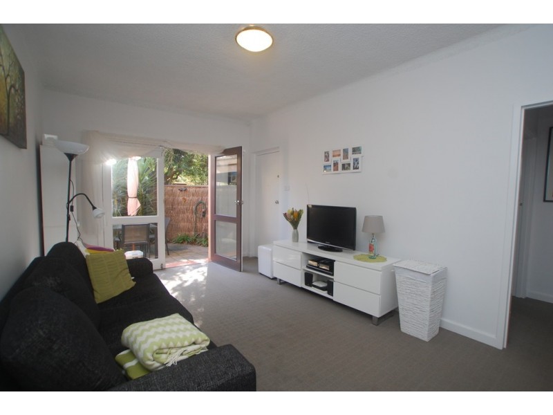 1/1B Hartland Avenue, Black Forest SA 5035