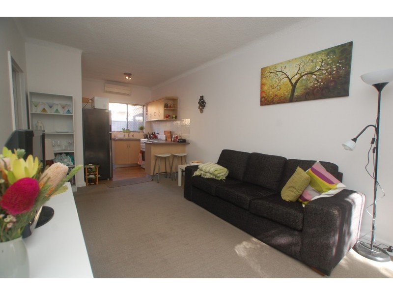 1/1B Hartland Avenue, Black Forest SA 5035