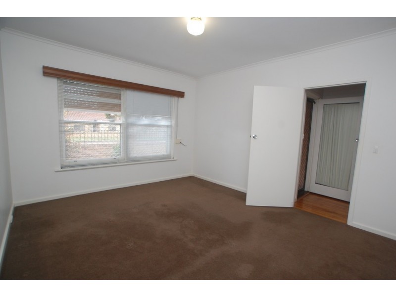 203 Trimmer Parade, Grange SA 5022