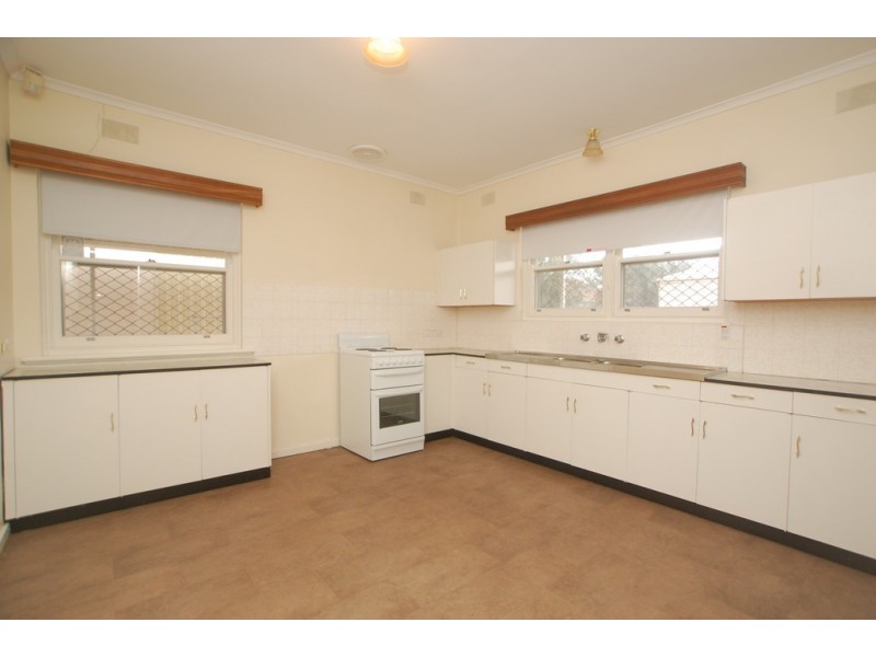 203 Trimmer Parade, Grange SA 5022