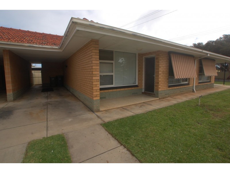 8 Bakara Avenue, Park Holme SA 5043