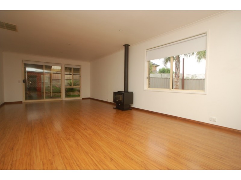 14 Excelsior Grove, Woodcroft SA 5162