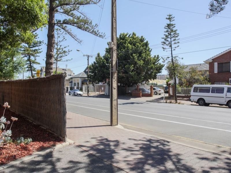 2/38 GORDON STREET, Glenelg SA 5045