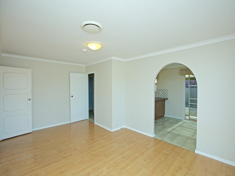 19 Delaware Place, Kallaroo WA 6025