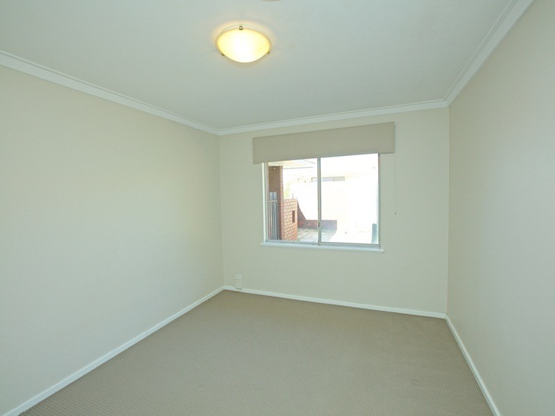 19 Delaware Place, Kallaroo WA 6025