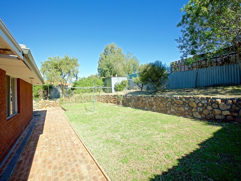19 Delaware Place, Kallaroo WA 6025