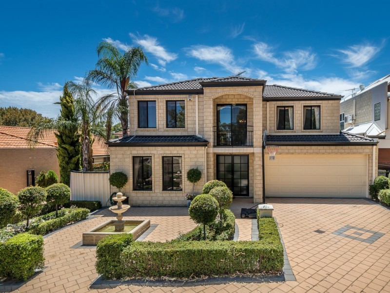 10A Waterview Dr, Woodvale WA 6026