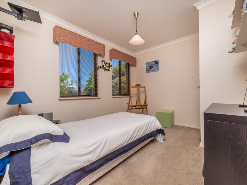 10A Waterview Dr, Woodvale WA 6026