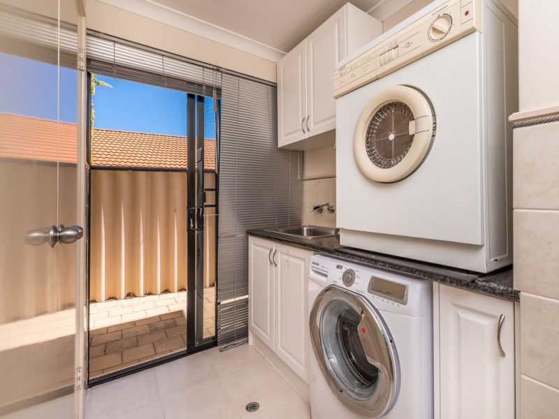 10A Waterview Dr, Woodvale WA 6026