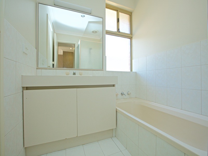 5/90 Lawley Street, Tuart Hill WA 6060