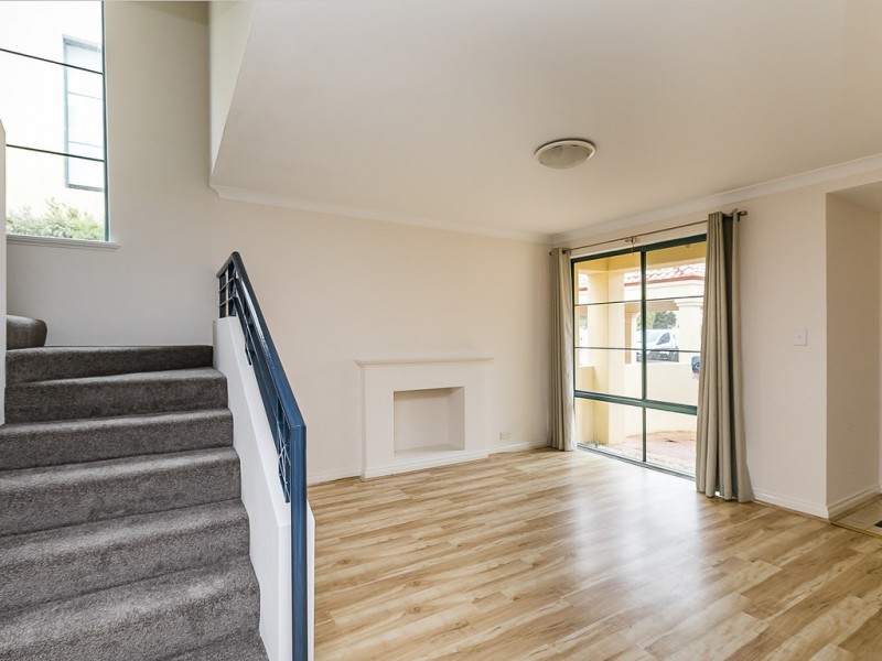 11/20 Long Island Pass, Connolly WA 6027