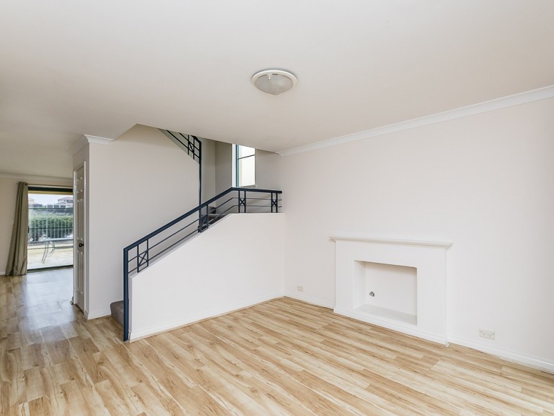 11/20 Long Island Pass, Connolly WA 6027