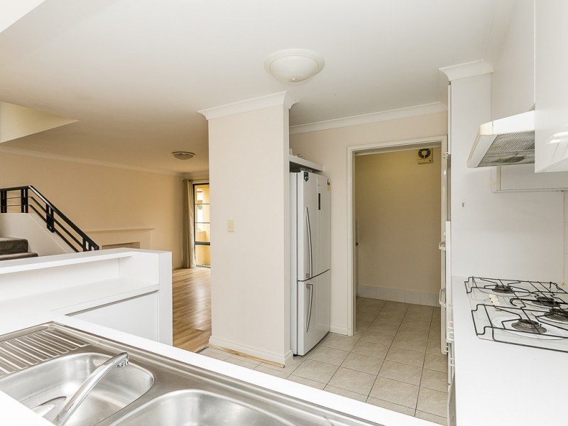 11/20 Long Island Pass, Connolly WA 6027